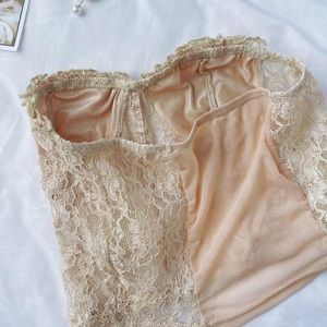 Absolutely gorgeous vintage lace strapless top